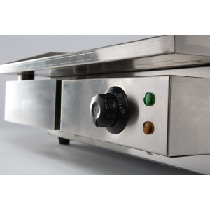 Smooth Electric Griddle - 550 mm