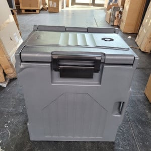 Doppelwandiger Isolierbehälter - 2 x 10 GN 1/1 - CombiSteel