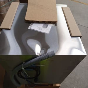 Professional Dishwasher with Rinse Aid and Detergent Dispenser - 50 x 50 cm