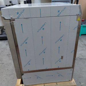 Professionele Vaatwasser met Spoelmiddeldoseerder en Reinigingsmiddel en Afvoerpomp - 50 x 50 cm - Dynasteel