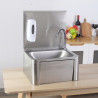 Edelstahl-Handwaschbecken mit Kniebedienung, Rückwand und Seife