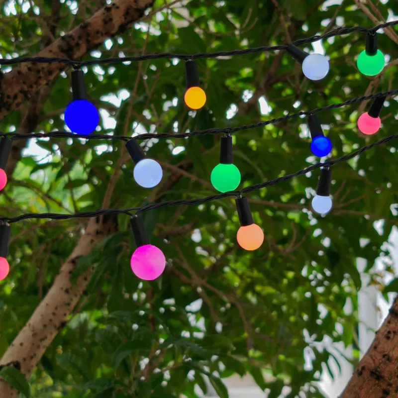 Solarbetriebene bunte Lichterkette 9,9 m - Billy RGB
